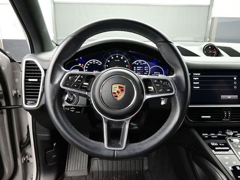 Certified 2023 Porsche Cayenne AWD/4WD image 8