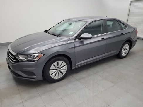 Used 2019 Volkswagen Jetta S w/ Driver Assistance Package FWD image 2