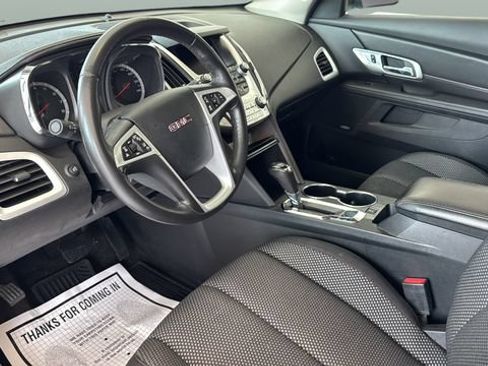 Used 2017 GMC Terrain SLE w/ Technology Package FWD image 9