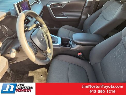 Used 2024 Toyota RAV4 XLE image 14
