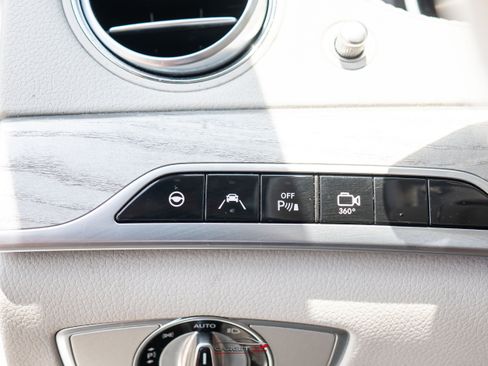 Used 2016 Mercedes-Benz S 550 4MATIC Sedan image 34
