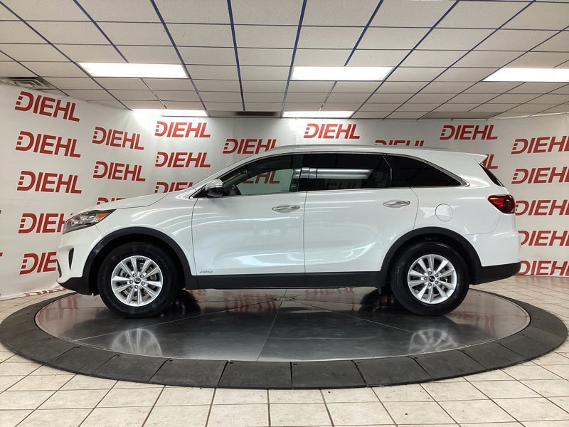 Used 2019 Kia Sorento AWD w/ LX Convenience Package image 4