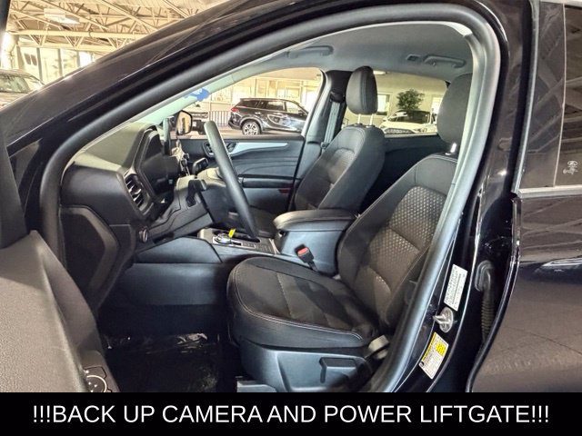Used 2025 Ford Escape Active AWD/4WD image 14