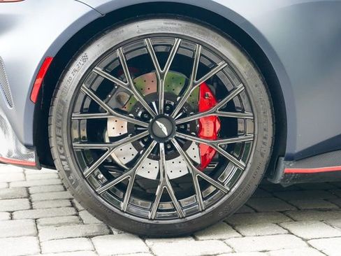 Used 2023 Aston Martin V12 Vantage V12 Roadster image 32