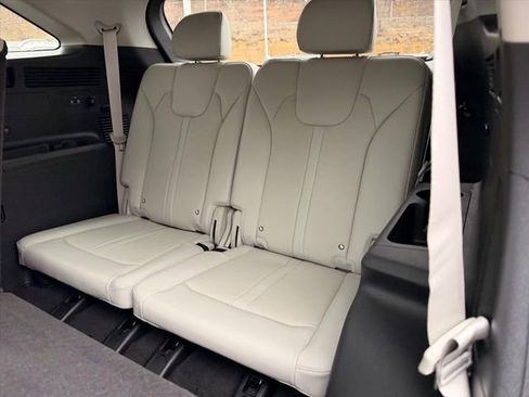 New 2026 Kia Sorento S image 10