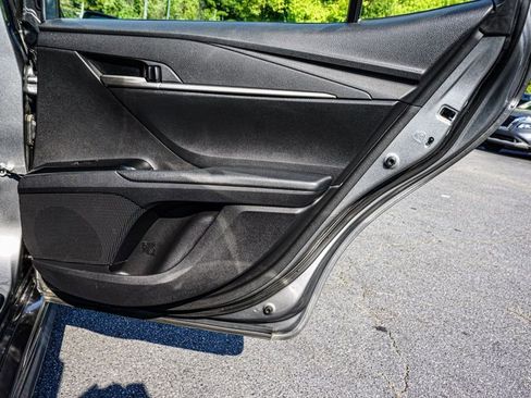 Used 2025 Toyota Camry SE image 49