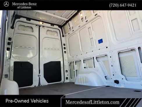 Used 2025 Mercedes-Benz Sprinter 2500 image 36
