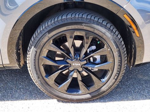 Certified 2023 Kia Sorento SX AWD/4WD image 14