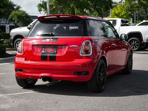 Used 2009 MINI Cooper John Cooper Works FWD image 10