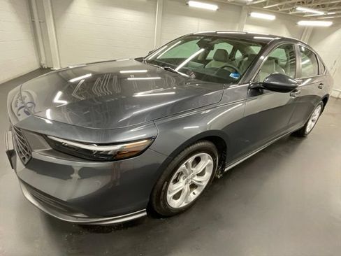 Used 2025 Honda Accord LX image 1