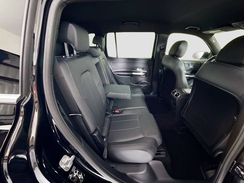 Used 2025 Mercedes-Benz GLB 250 image 22