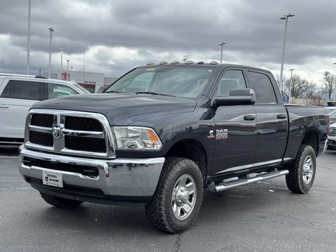 Used 2015 RAM 2500 Tradesman w/ Chrome Appearance Group image 12
