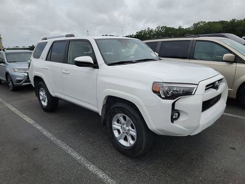 Used 2024 Toyota 4Runner SR5 RWD image 2