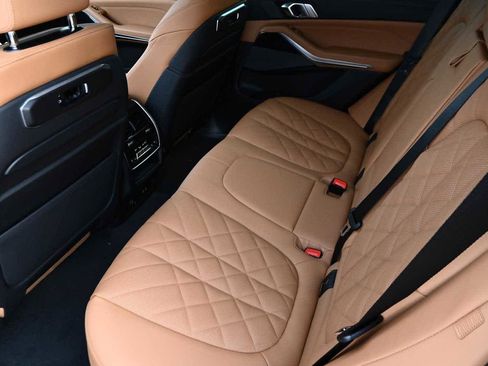 New 2026 BMW X5 xDrive40i w/ Executive Package image 24