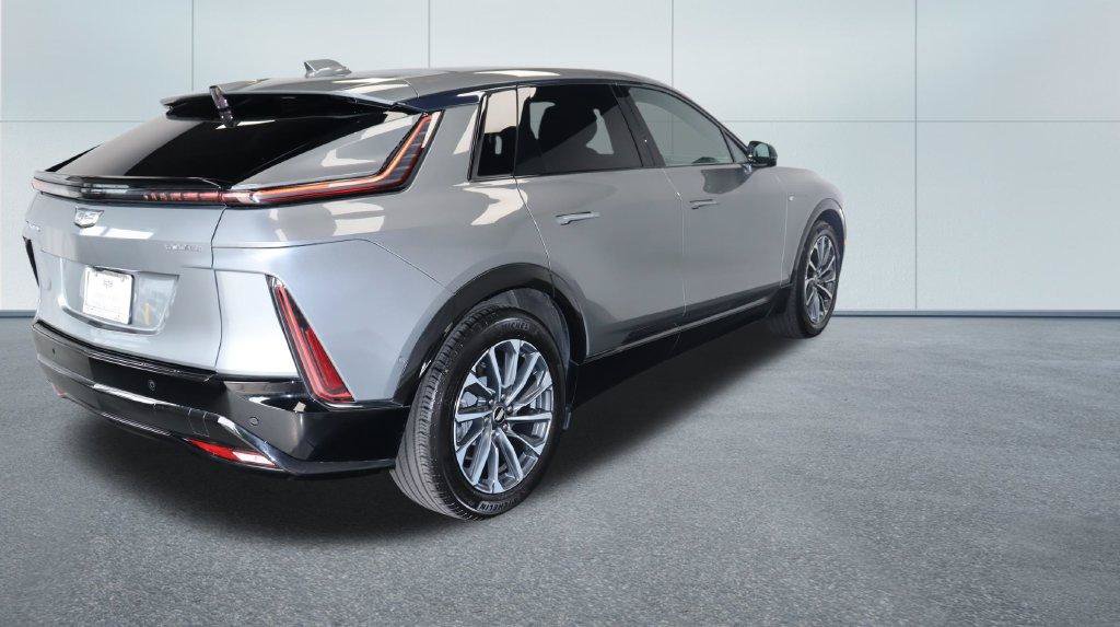 Certified 2024 Cadillac Lyriq Sport AWD/4WD image 7