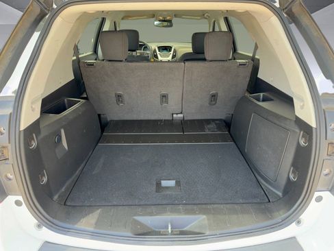 Used 2017 Chevrolet Equinox LS FWD image 24