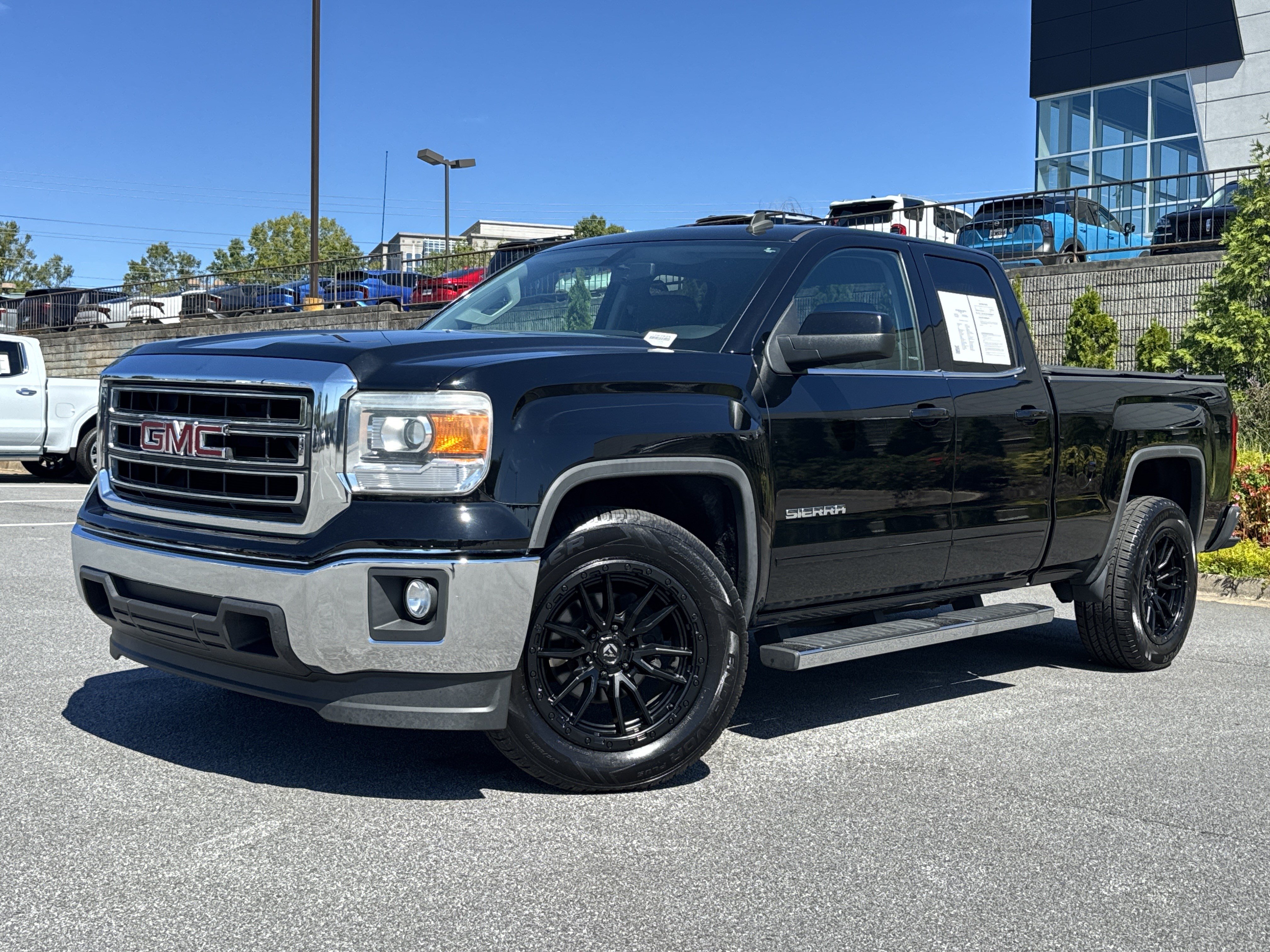 Used 2014 GMC Sierra 1500 SLE w/ SLE Value Package RWD image 5