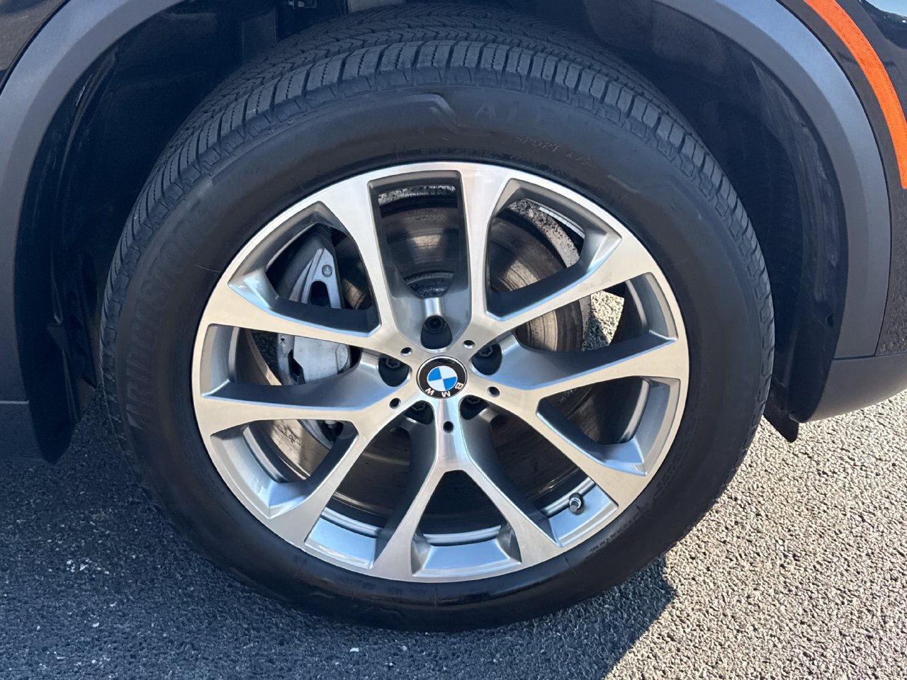 Used 2025 BMW X5 xDrive40i AWD/4WD image 9