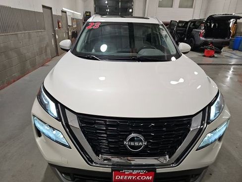 Certified 2023 Nissan Rogue SV w/ SV Premium B Package image 8