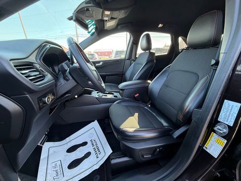 Used 2023 Ford Escape ST-Line Elite image 16