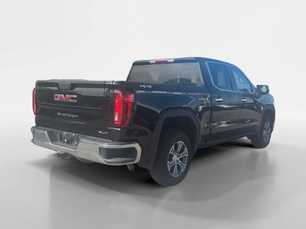 Used 2025 GMC Sierra 1500 SLT AWD/4WD image 5