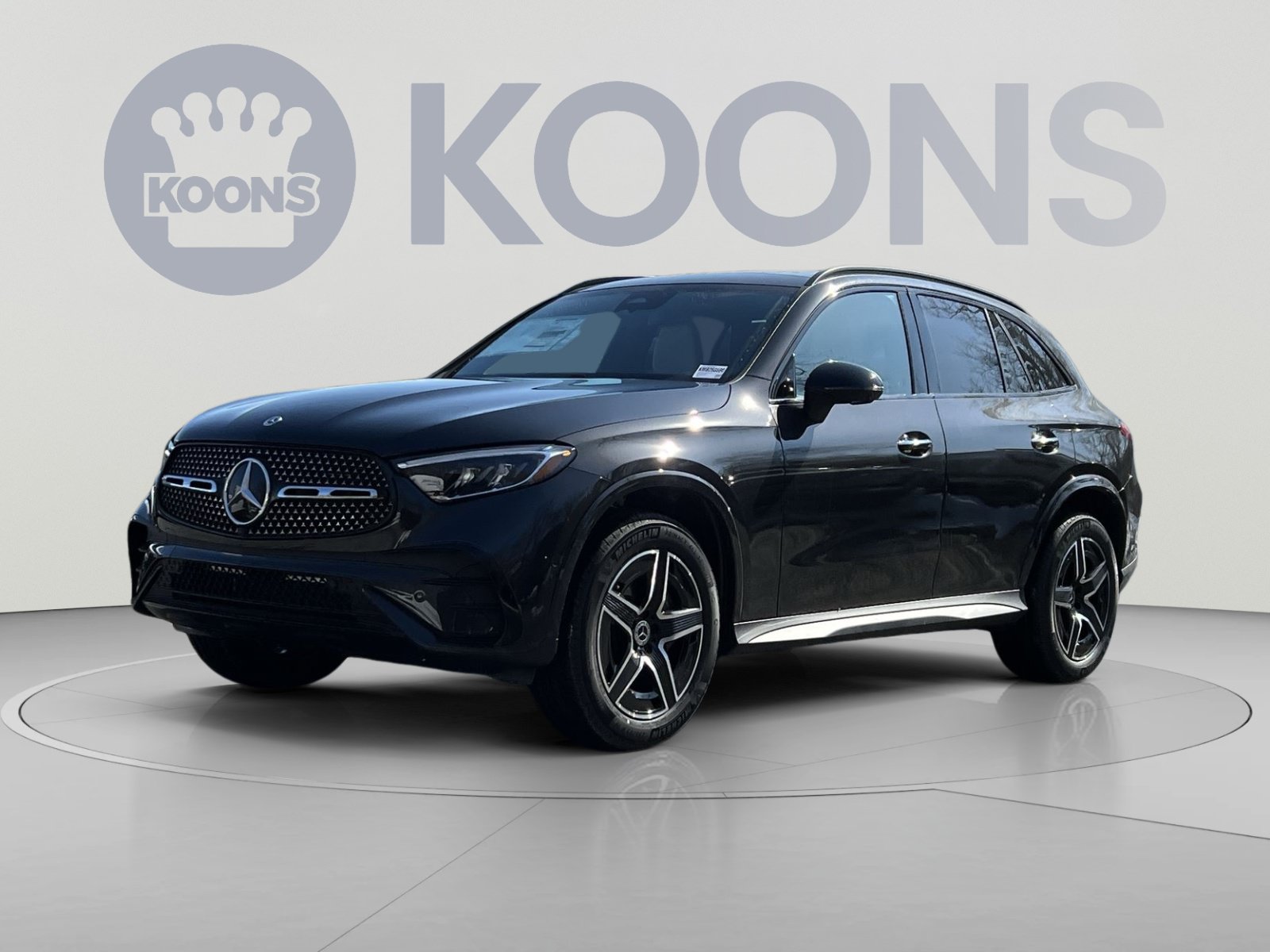 Used 2026 Mercedes-Benz GLC 300 4MATIC image 1