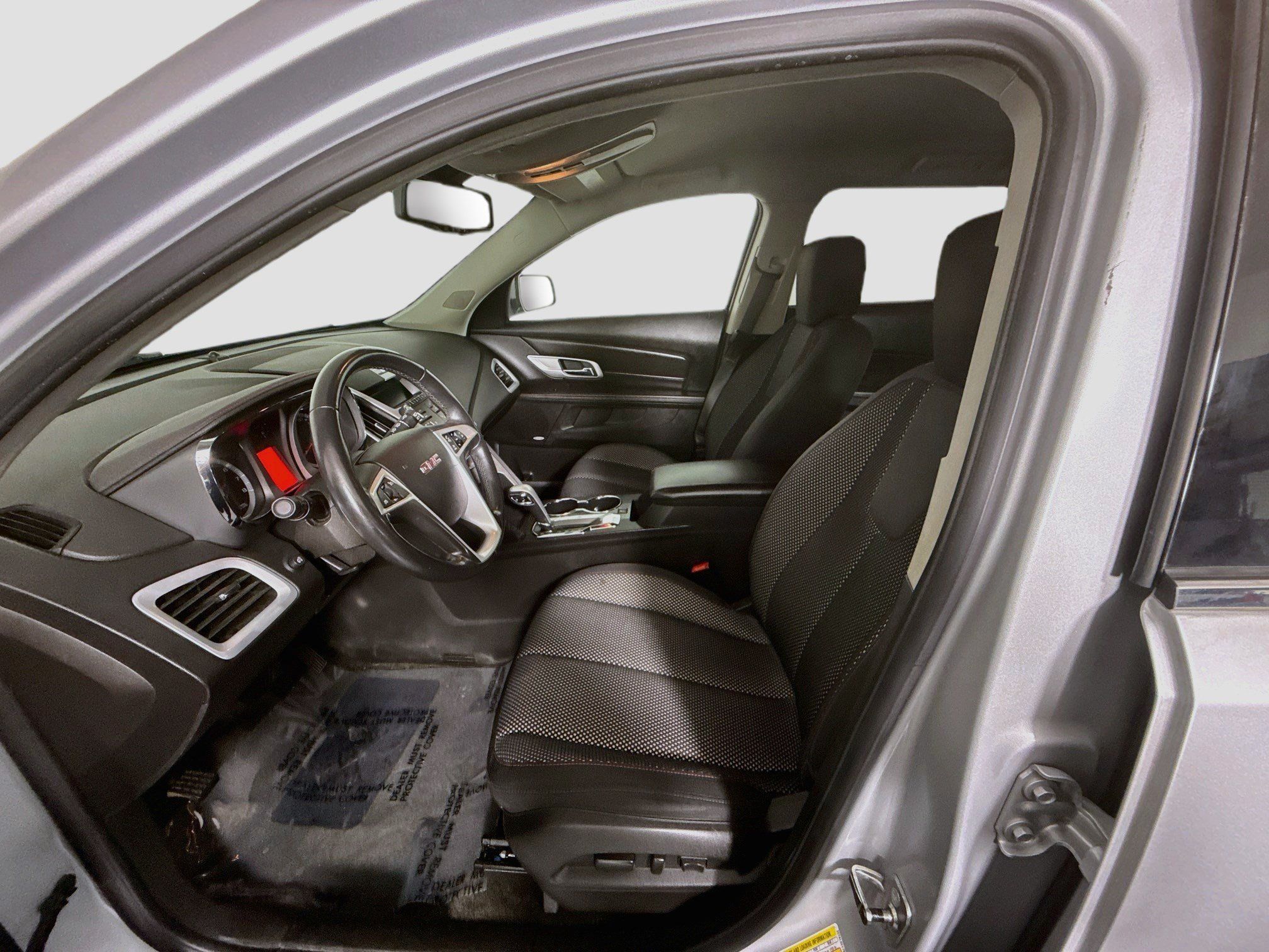 Used 2011 GMC Terrain SLE FWD image 21