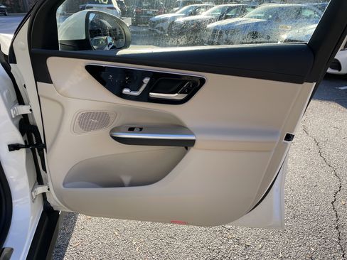 Certified 2025 Mercedes-Benz GLC 300 image 46