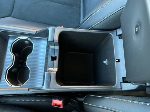 New 2025 Jeep Grand Cherokee L Laredo image 36