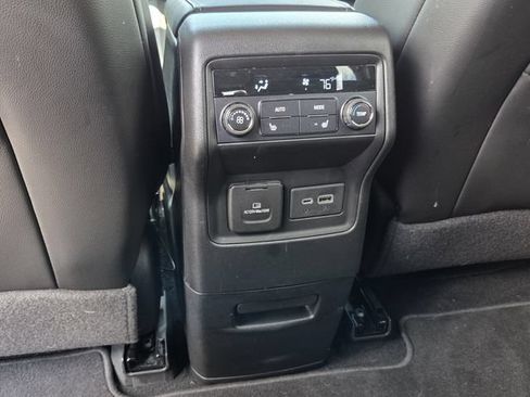 Certified 2020 GMC Acadia Denali w/ Technology Package FWD image 16