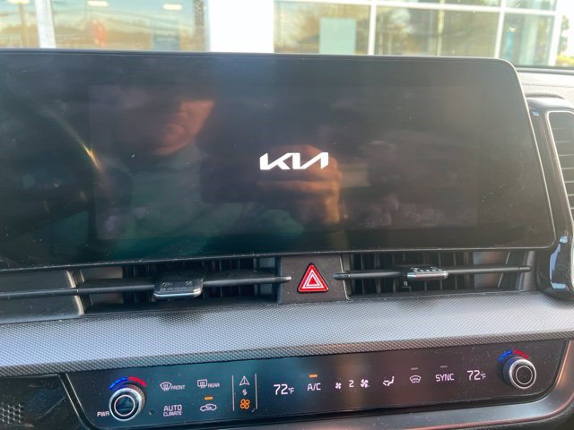 Used 2023 Kia Sportage SX AWD/4WD image 11