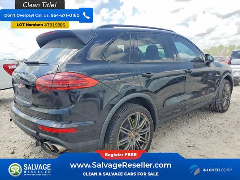 Used 2016 Porsche Cayenne S AWD/4WD image 4