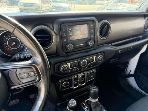 Used 2019 Jeep Wrangler Unlimited Sport S image 30