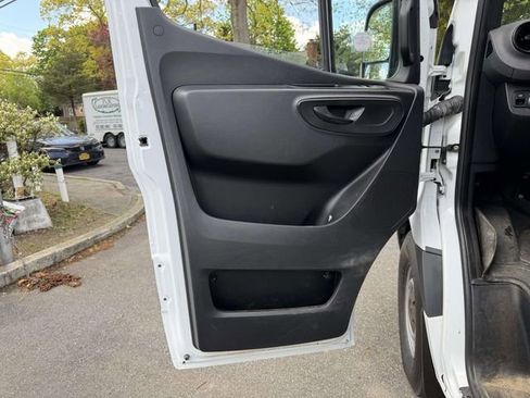 Used 2020 Mercedes-Benz Sprinter 2500 image 24