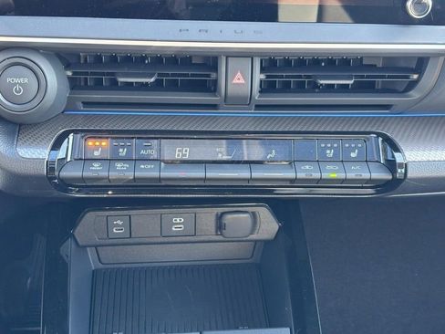 New 2026 Toyota Prius Limited AWD/4WD image 18