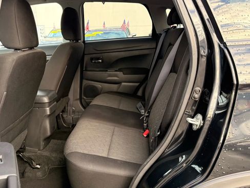 Used 2023 Mitsubishi Outlander Sport ES image 13