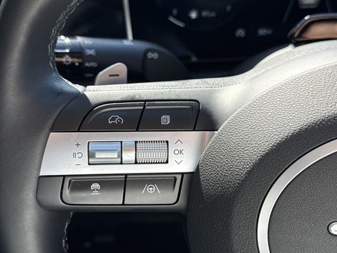 Certified 2025 Hyundai Tucson Limited image 24