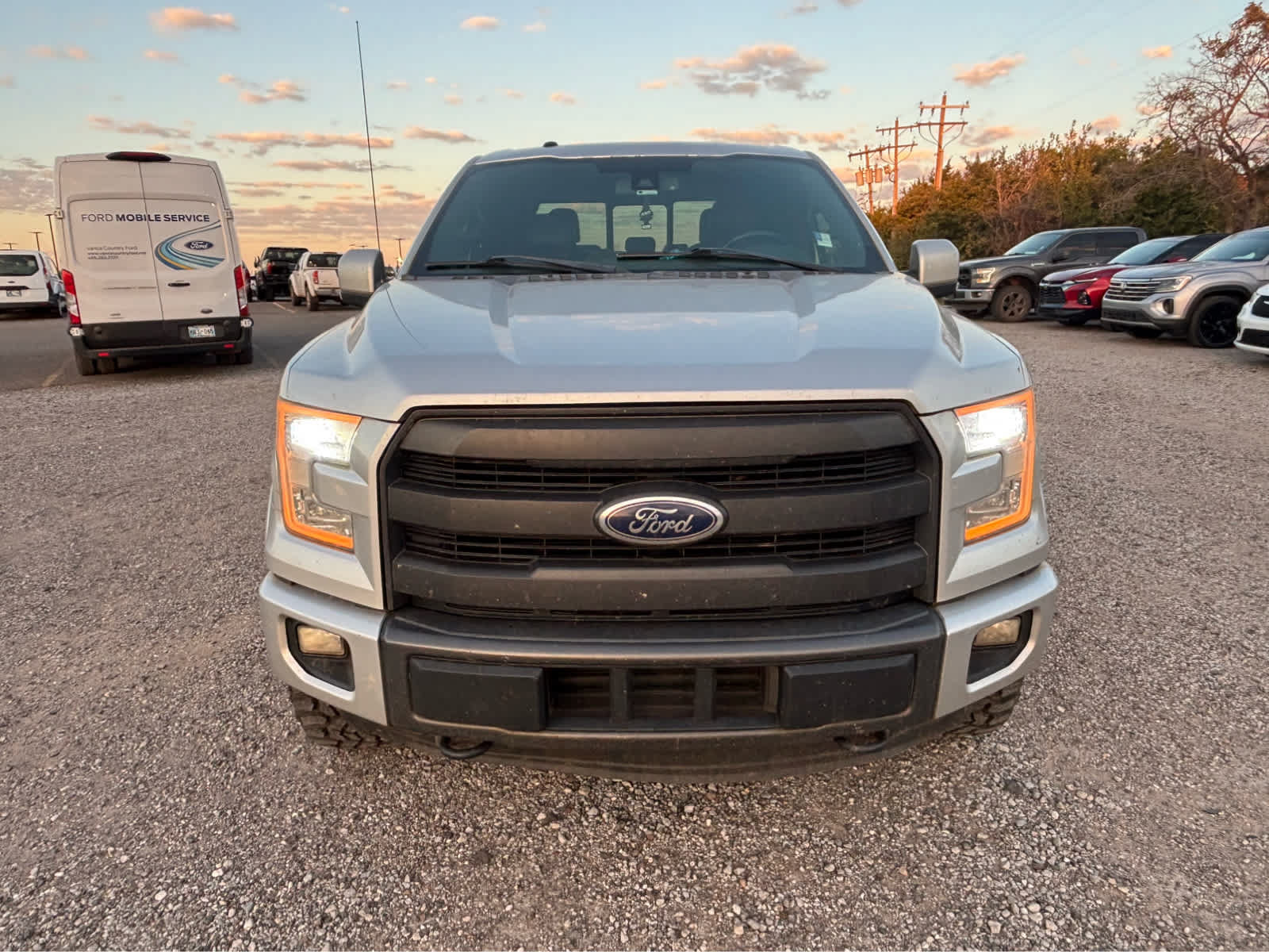 Used 2015 Ford F150 Lariat w/ Equipment Group 502A Luxury AWD/4WD image 10