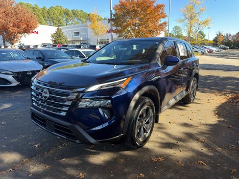 New 2026 Nissan Rogue SV w/ Cold Weather Package image 3