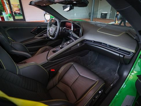 Used 2026 Chevrolet Corvette Z06 w/ Stealth Interior Trim Package RWD image 43