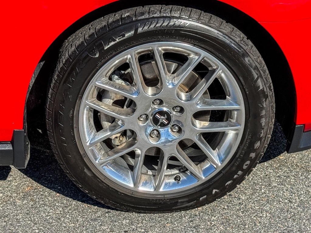 Used 2012 Ford Mustang Premium RWD image 33