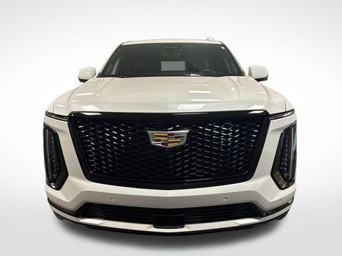 Certified 2025 Cadillac Escalade Sport Platinum AWD/4WD image 8