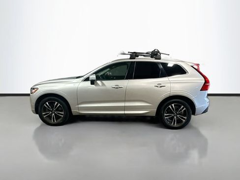 Used 2019 Volvo XC60 T6 Momentum w/ Multimedia Package AWD/4WD image 9