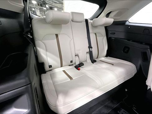 Used 2025 MAZDA CX-90 Plug-In Hybrid w/ Premium Plus image 37