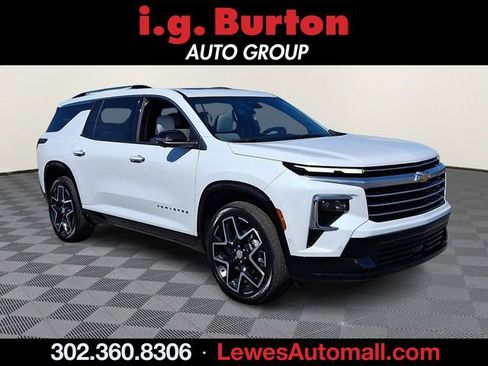 New 2026 Chevrolet Traverse High Country image 1