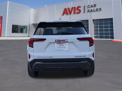 Used 2025 GMC Terrain Elevation image 5