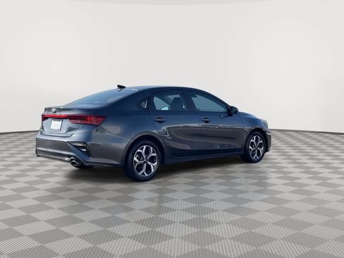 Used 2019 Kia Forte LXS image 8