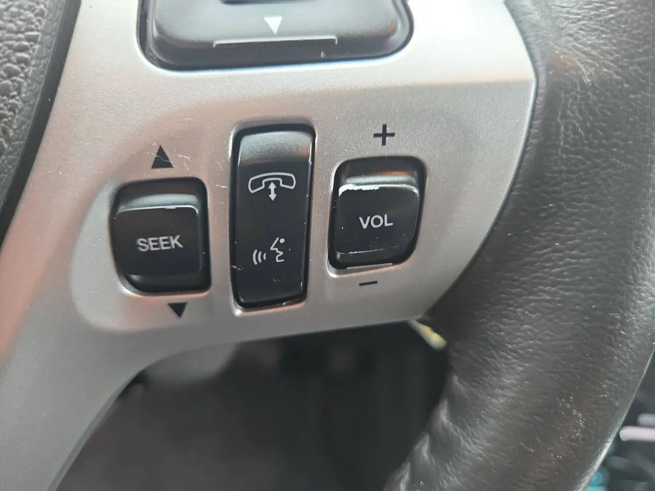 Used 2014 Ford Edge Limited AWD/4WD image 28