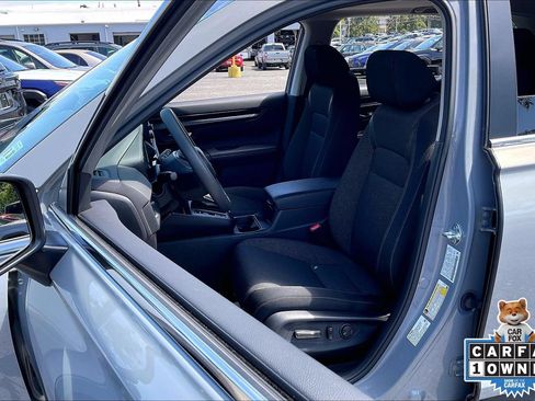 Used 2024 Honda CR-V EX image 8