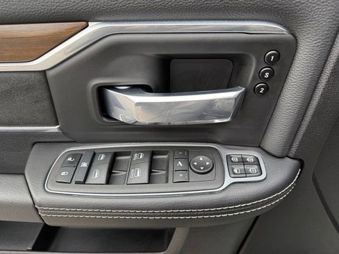 Used 2024 RAM 3500 Laramie image 13